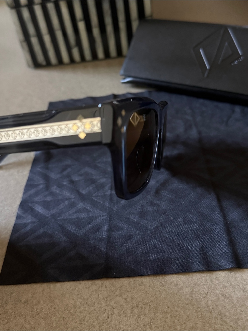 Dior Men's Frame Sunglasses - Picture 2 of 7